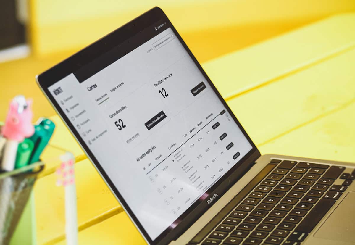 Windows 11 activation screen on a laptop - step by step product key guide